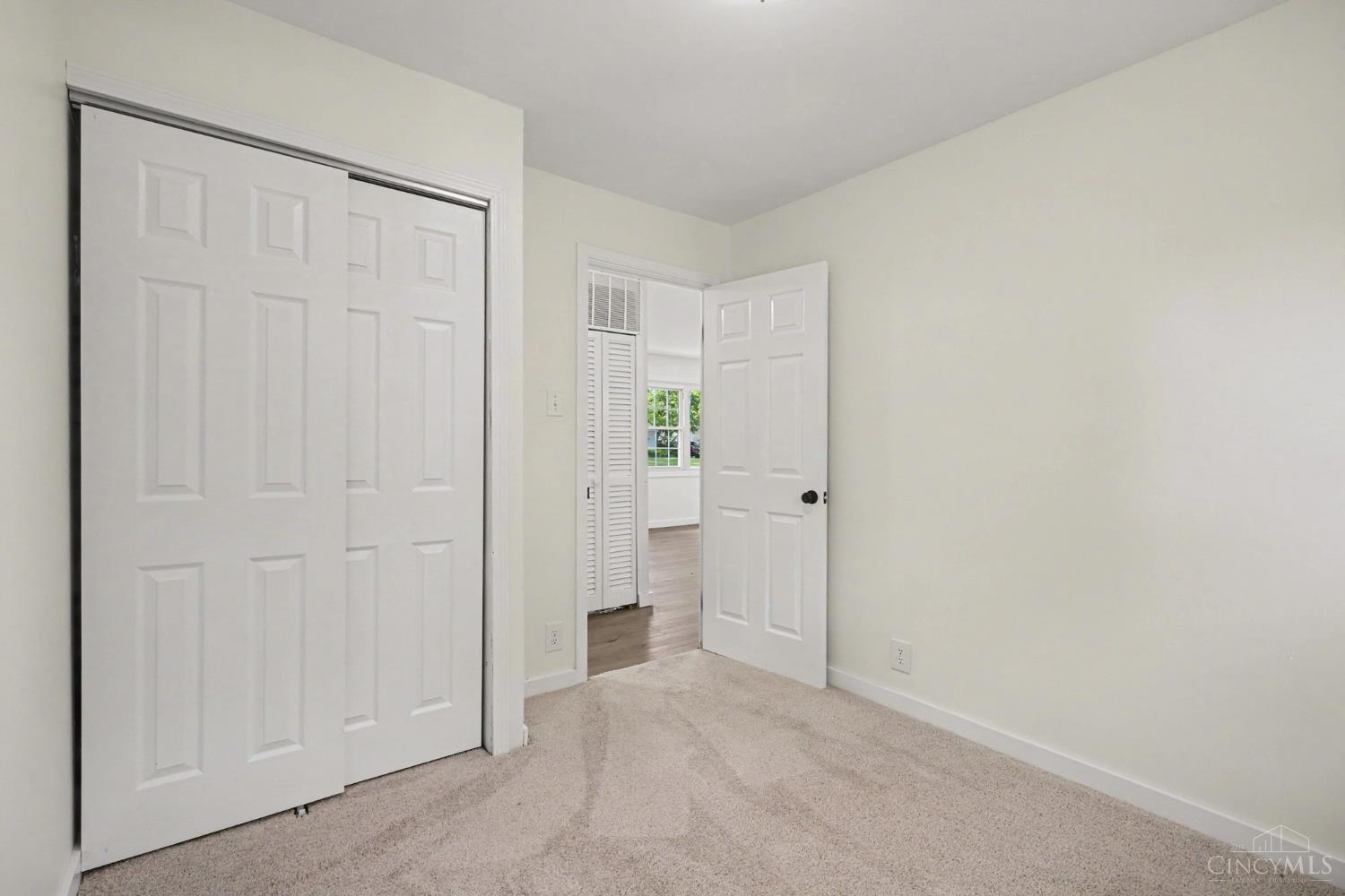 729 Walter Avenue Property Photo 15