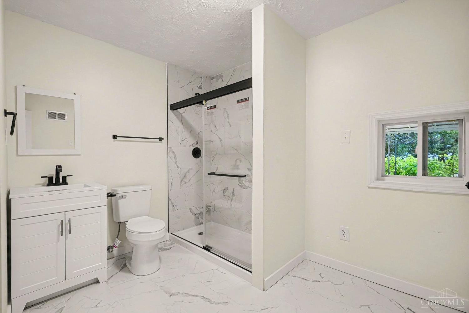 729 Walter Avenue Property Photo 17