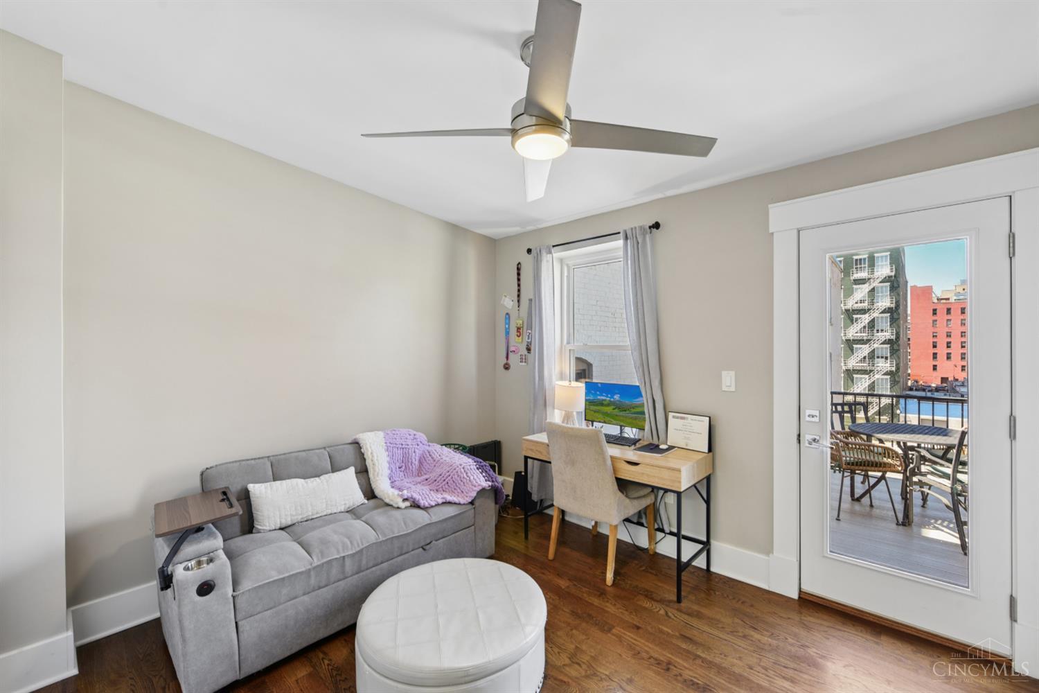 817 Broadway Street Property Photo 15
