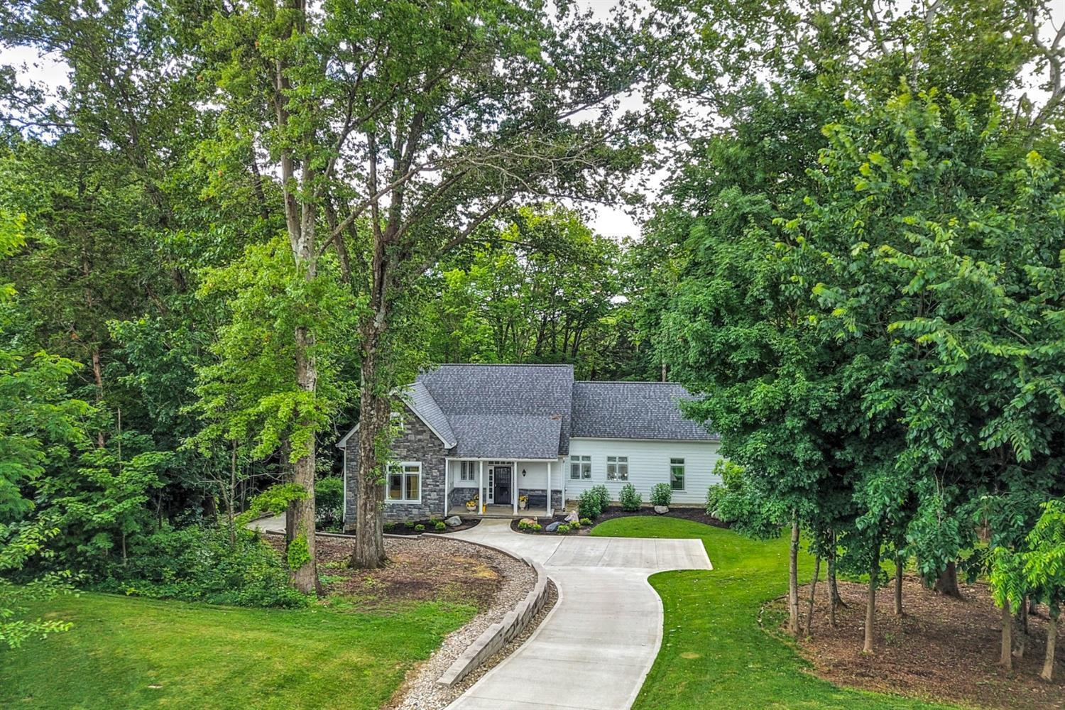 10036 Laurel Glen Drive Property Photo