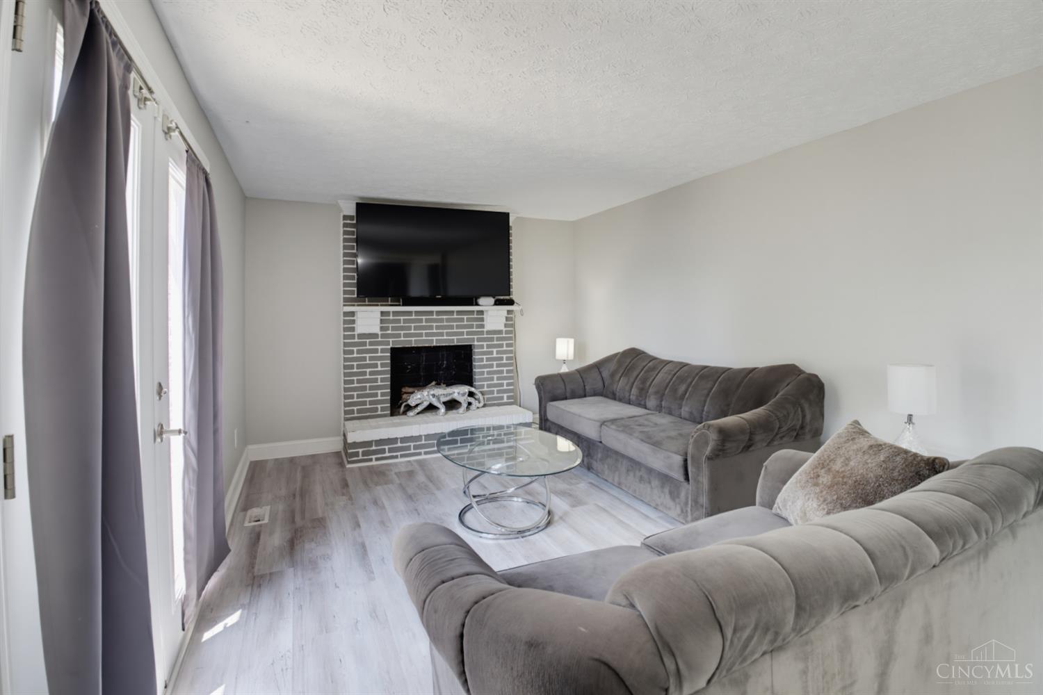 1439 Longacre Drive Property Photo 12