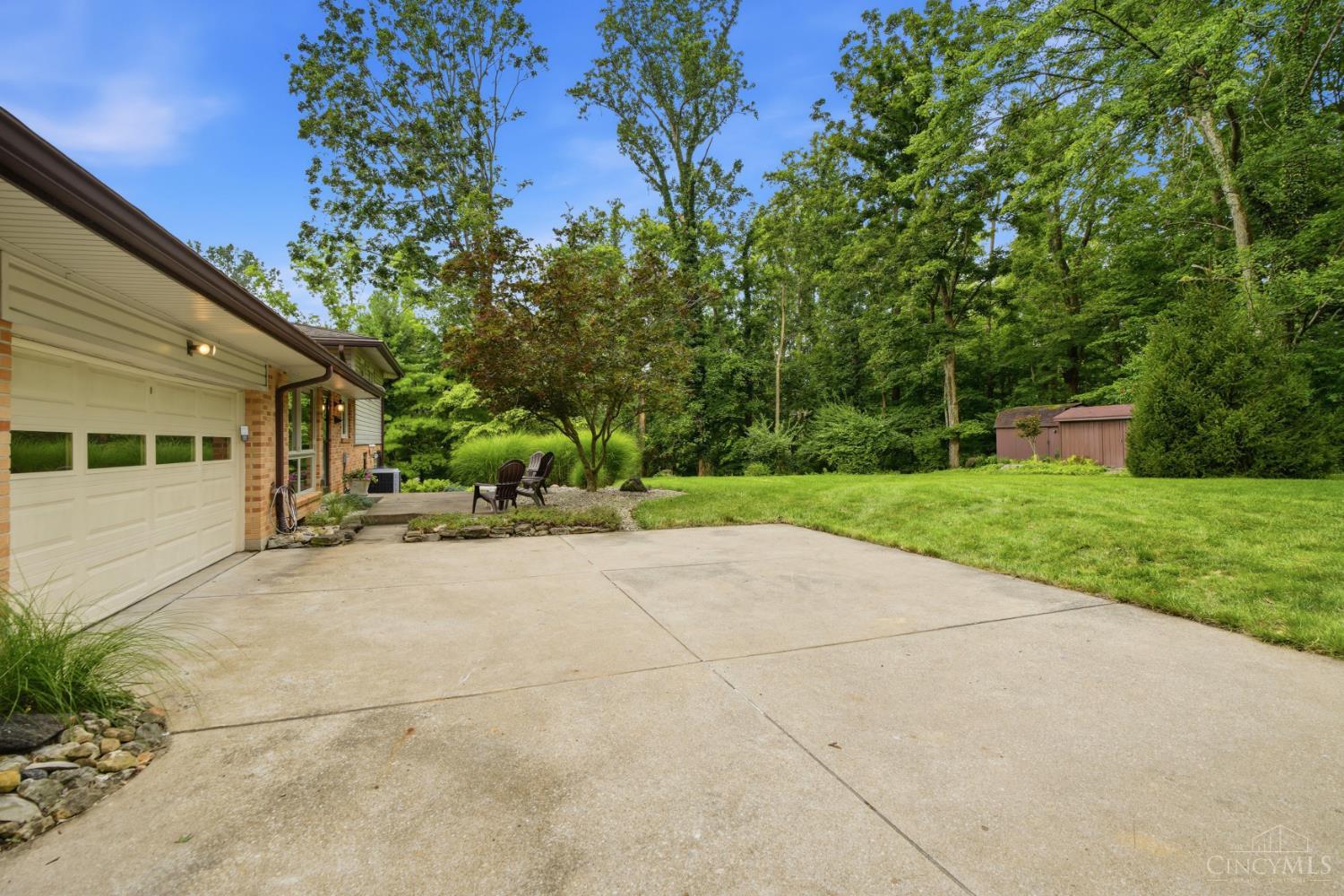 10789 Kinglet Circle Property Photo 7