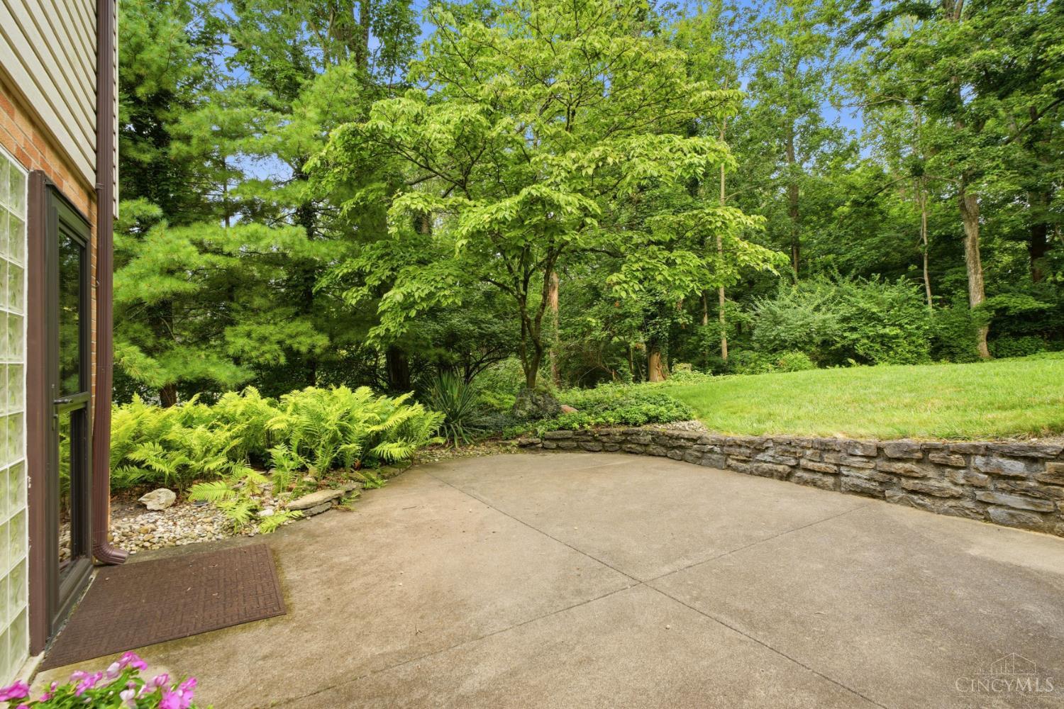10789 Kinglet Circle Property Photo 9