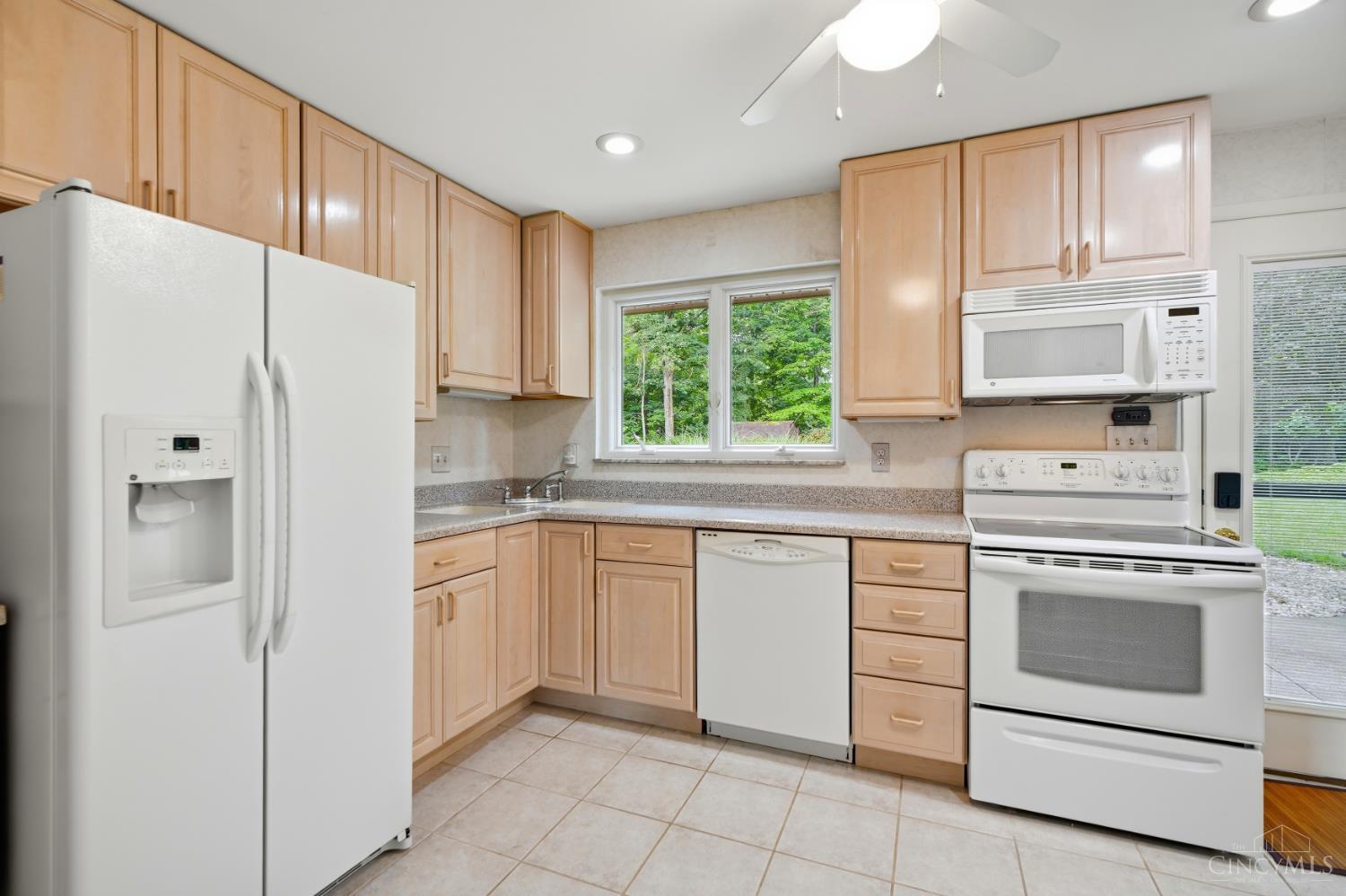 10789 Kinglet Circle Property Photo 11