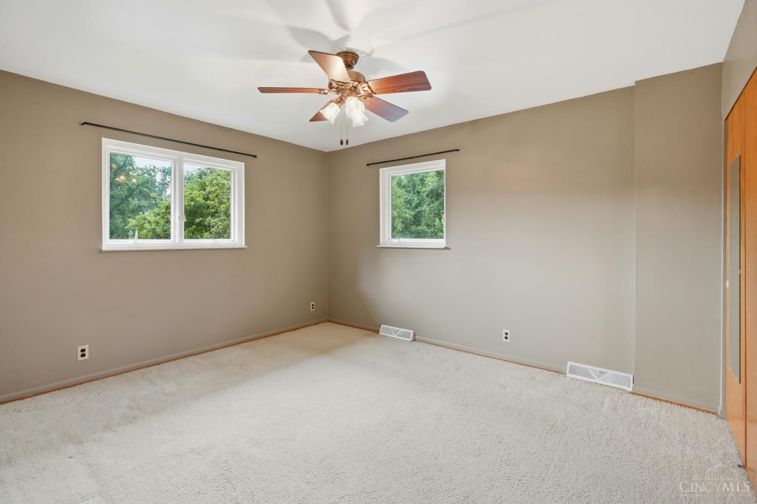 10789 Kinglet Circle Property Photo 19
