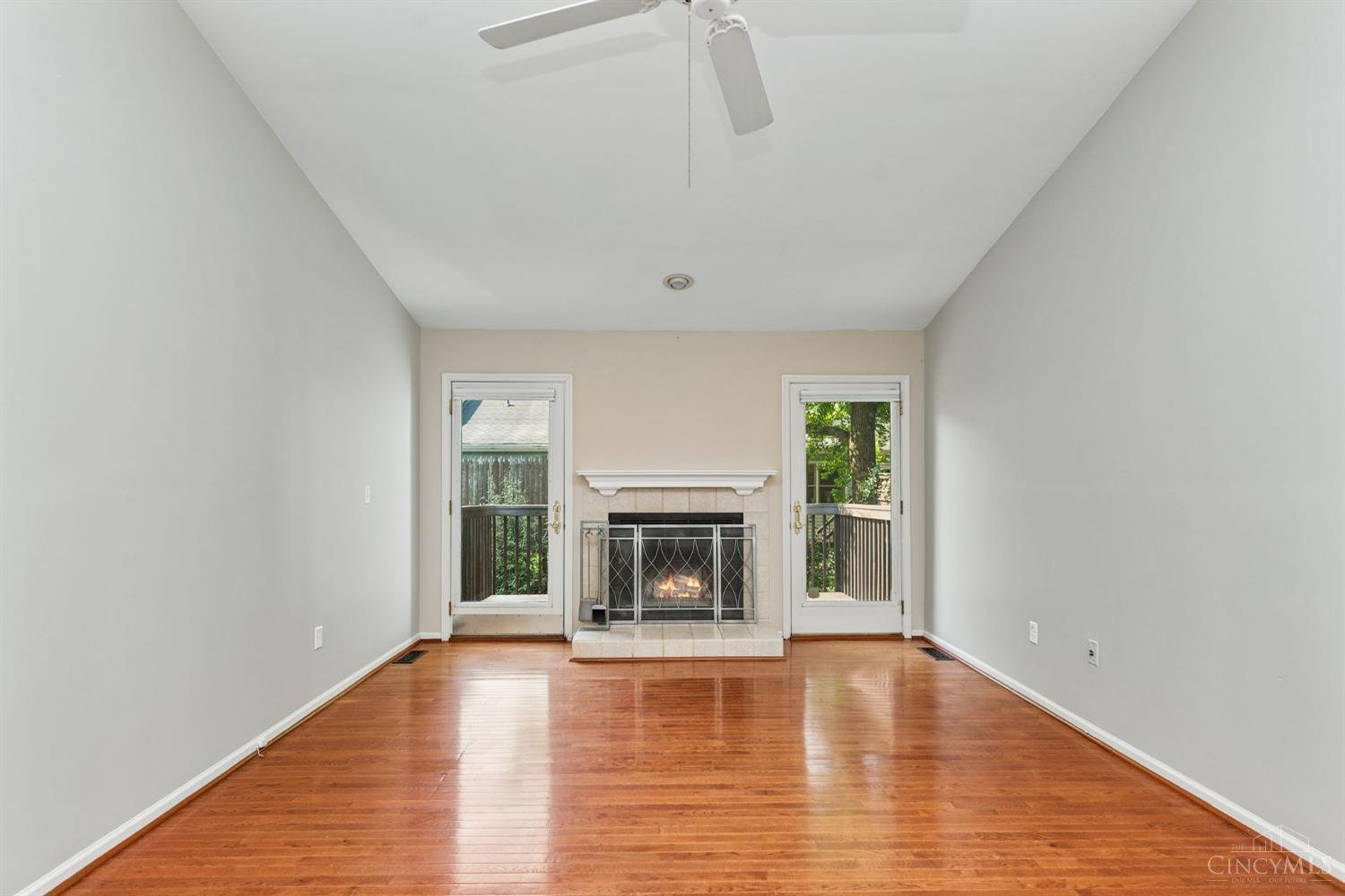 5477 Hanover Circle Property Photo 7
