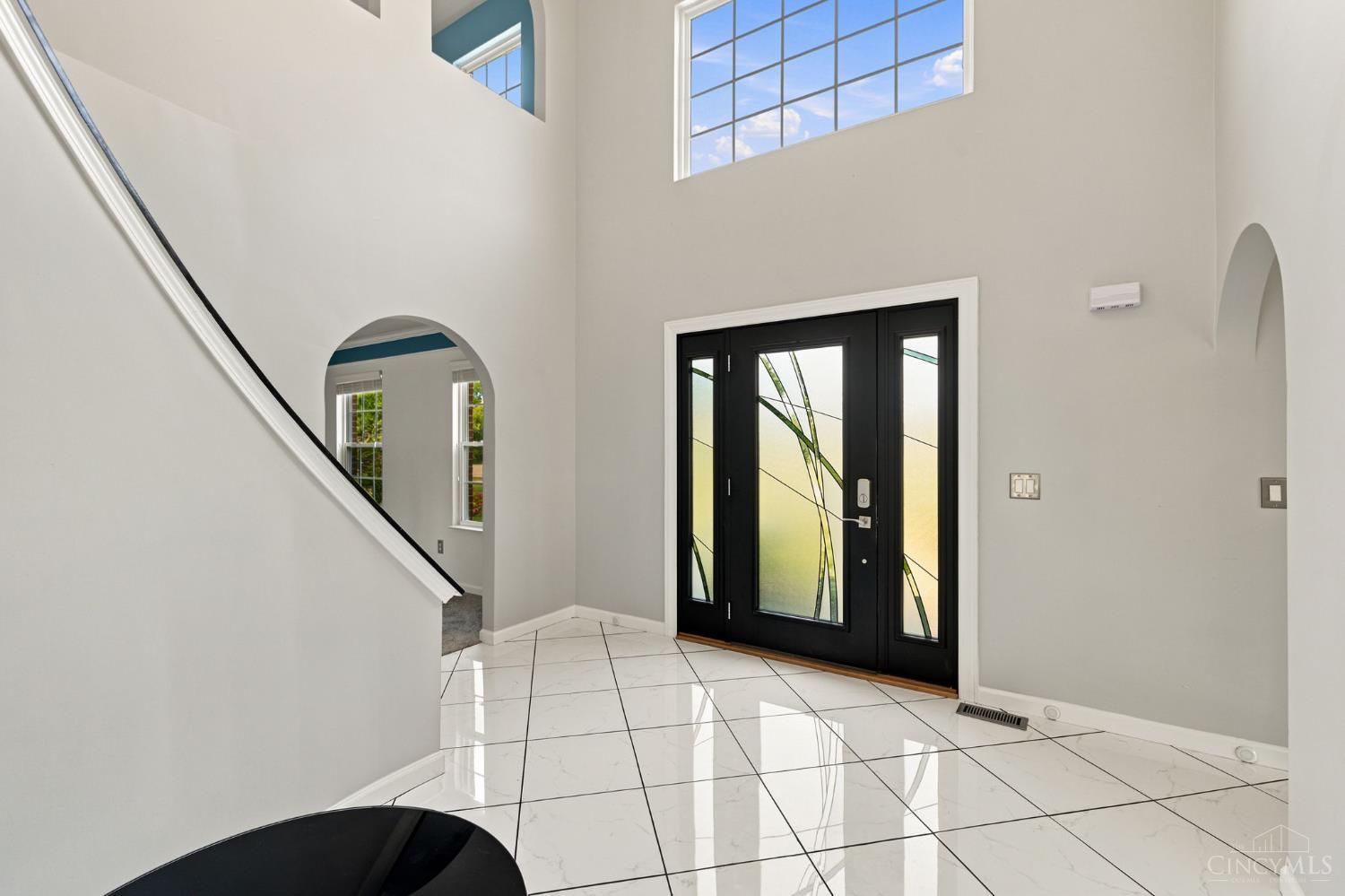 5394 Meadow Breeze Drive Property Photo 2