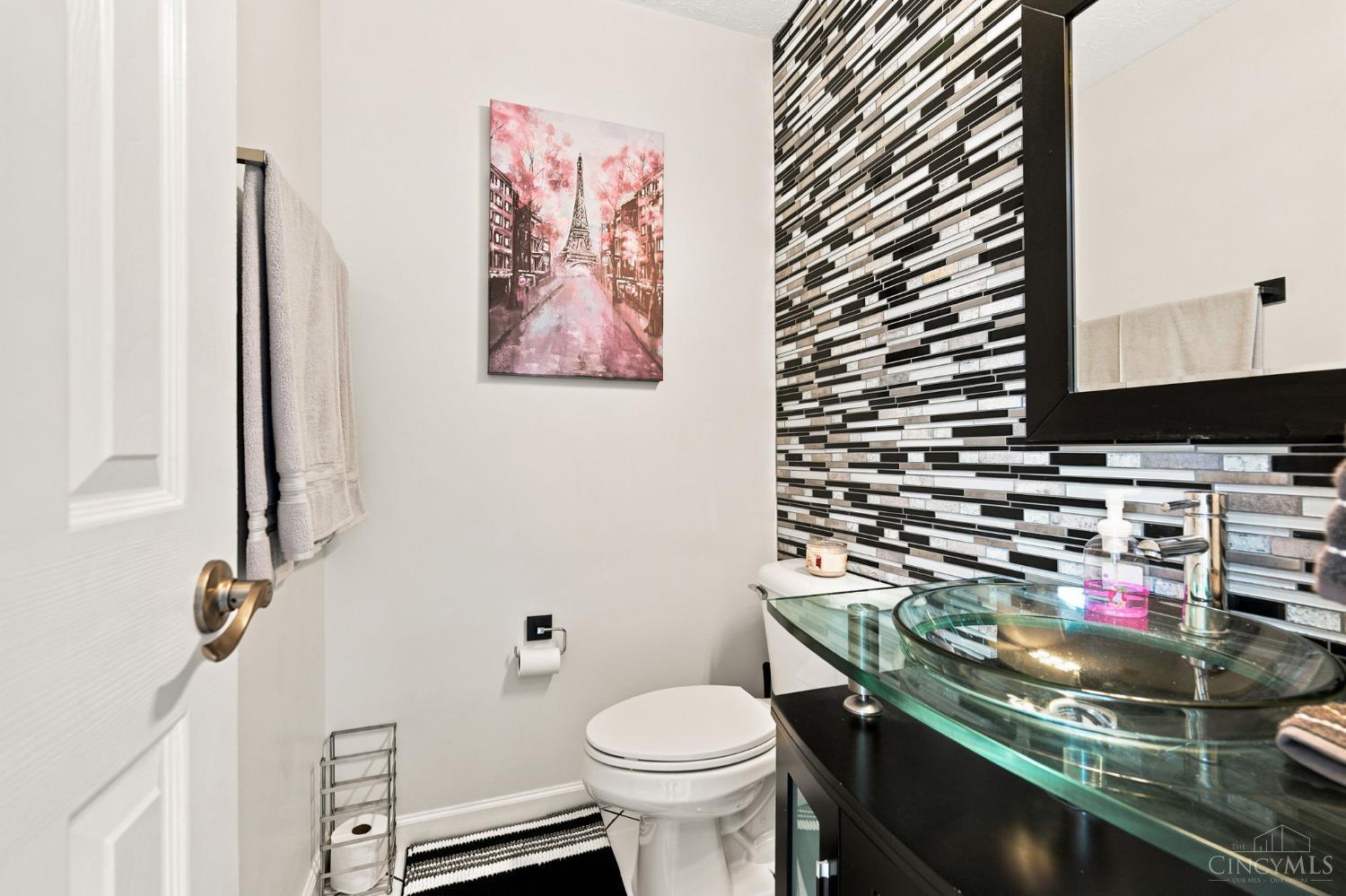 5394 Meadow Breeze Drive Property Photo 10
