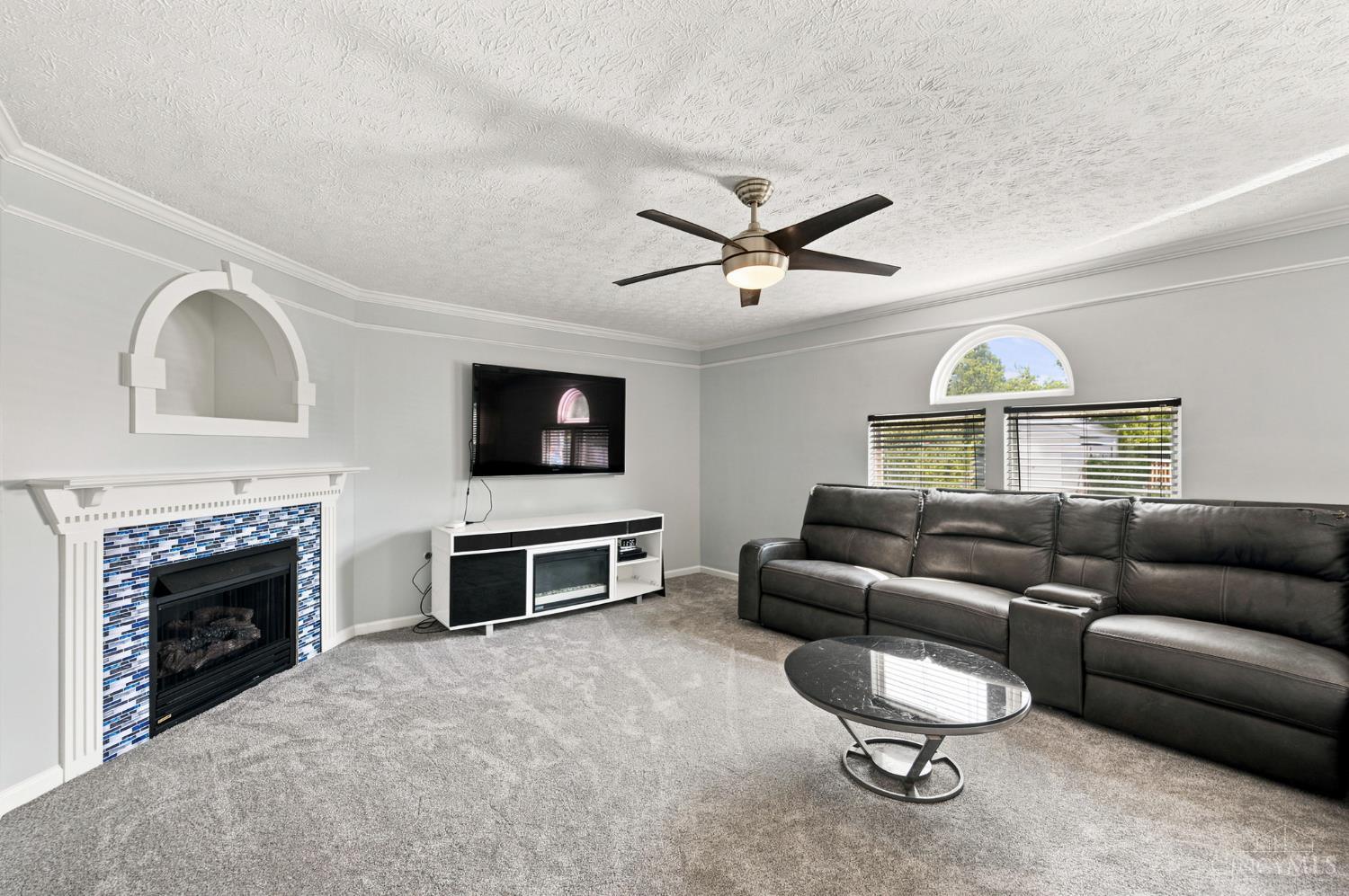 5394 Meadow Breeze Drive Property Photo 14