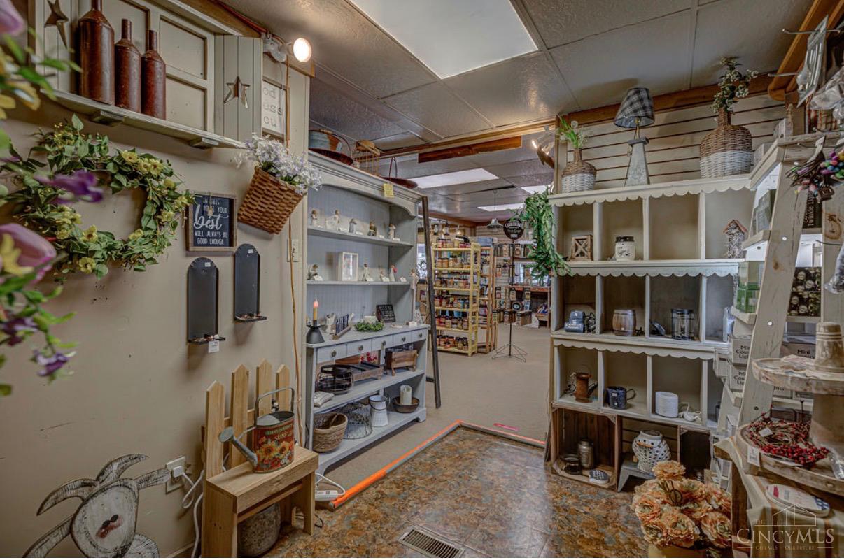 800 Walnut Street Property Photo 10