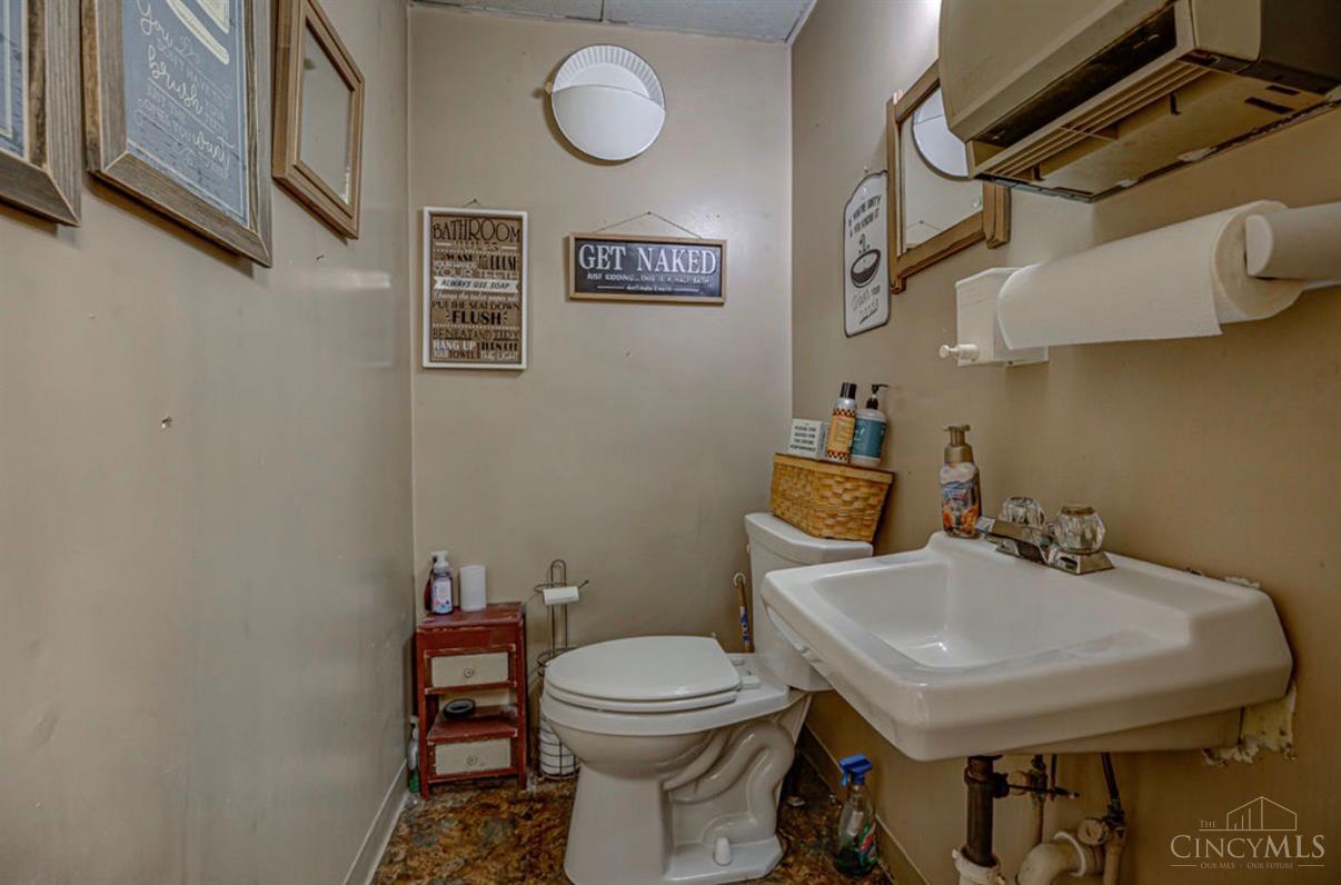 800 Walnut Street Property Photo 11