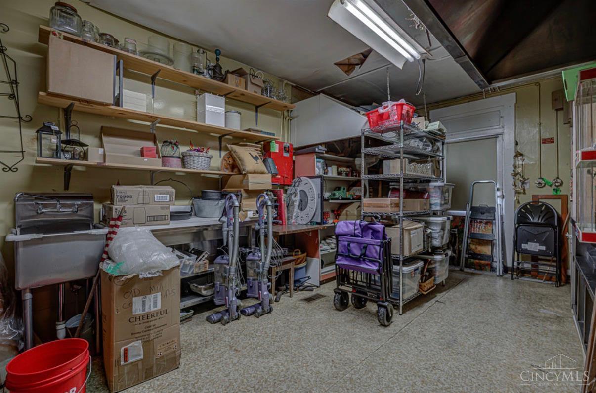 800 Walnut Street Property Photo 17