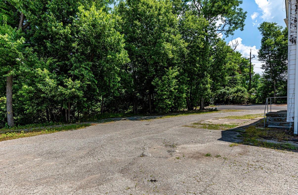 800 Walnut Street Property Photo 29