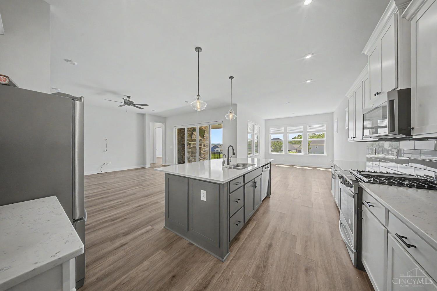 1179 Broadmoor Lane Property Photo 8