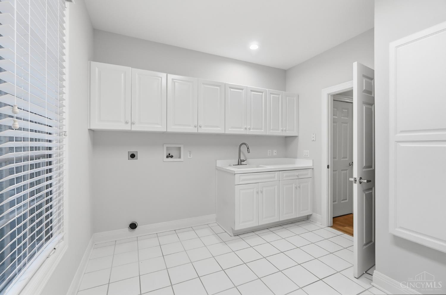 4592 Morris Court Property Photo 24