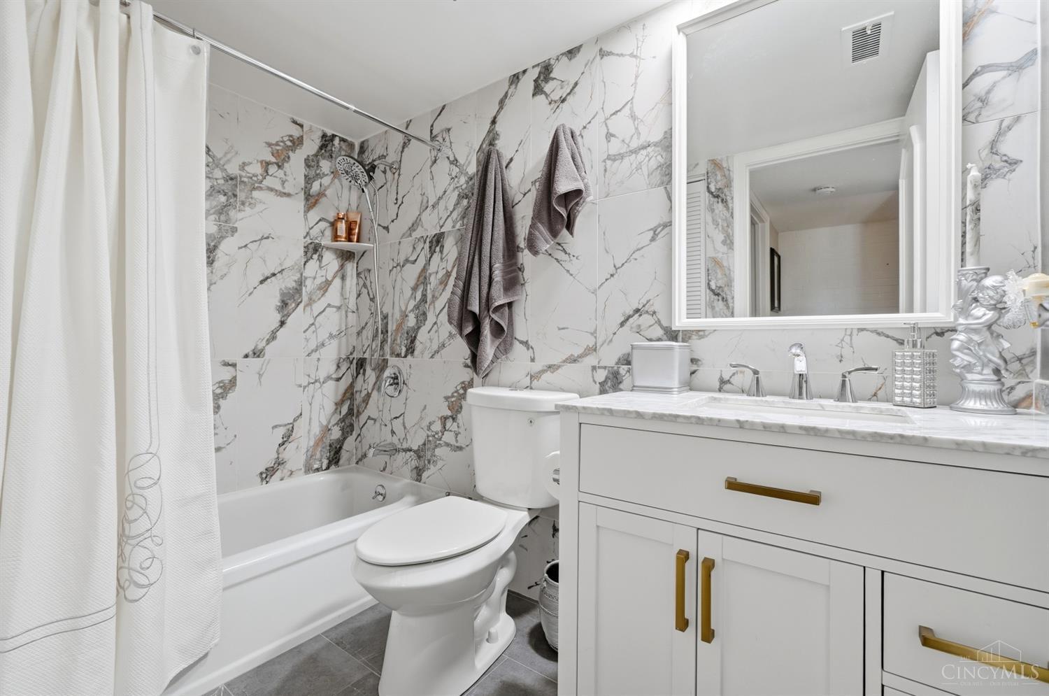 880 Rue De La Paix Property Photo 30