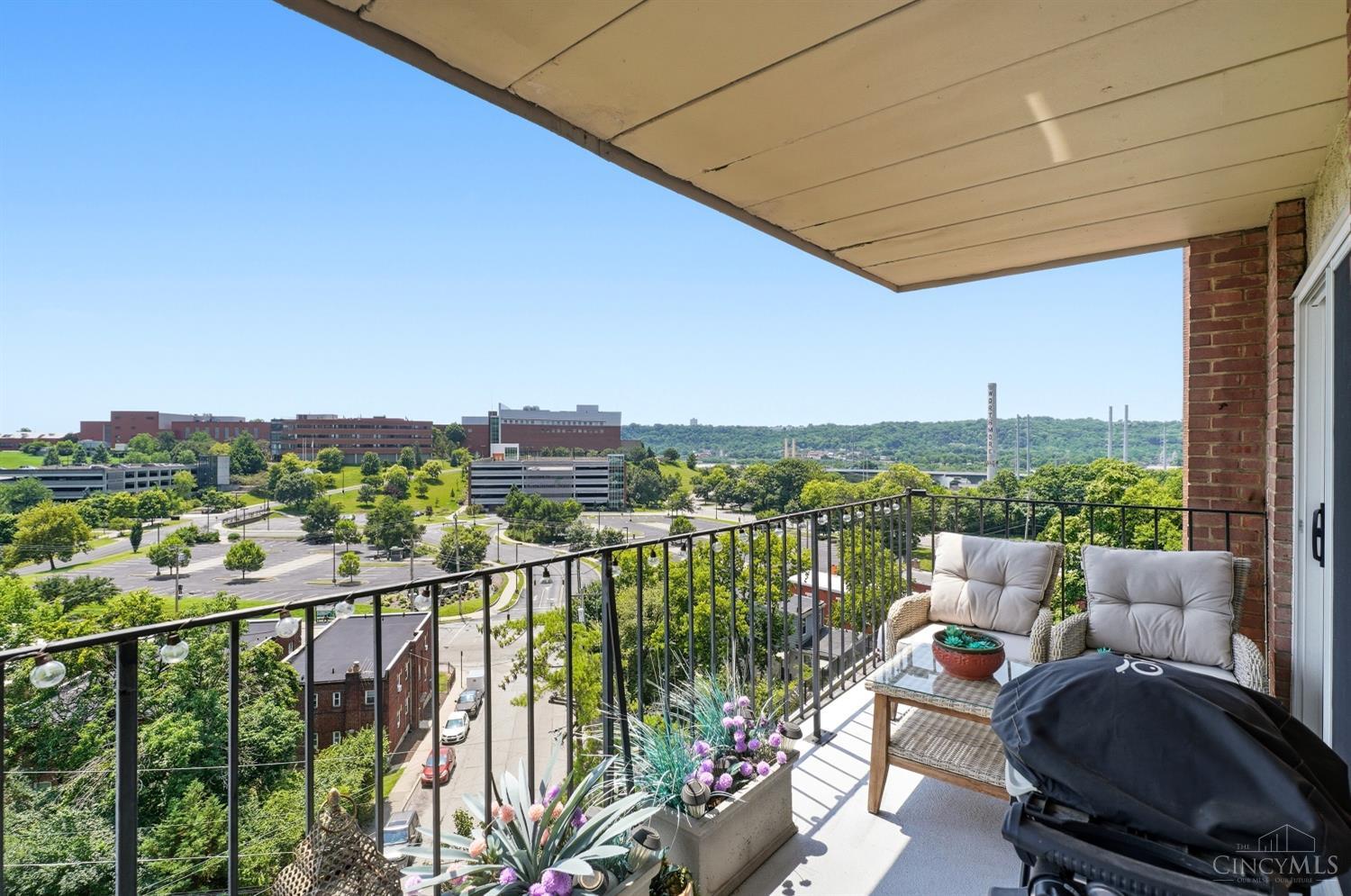 880 Rue De La Paix Property Photo 32