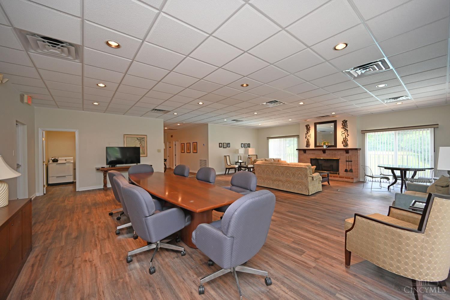 880 Rue De La Paix Property Photo 45
