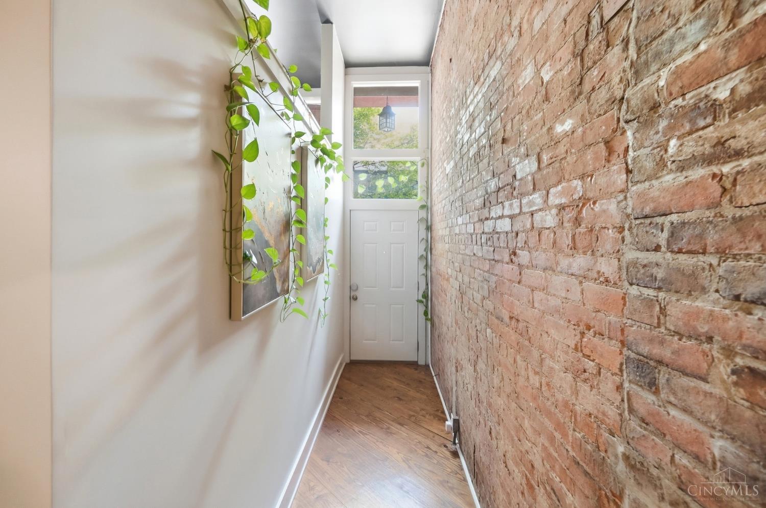 1215 Central Avenue Property Photo 4