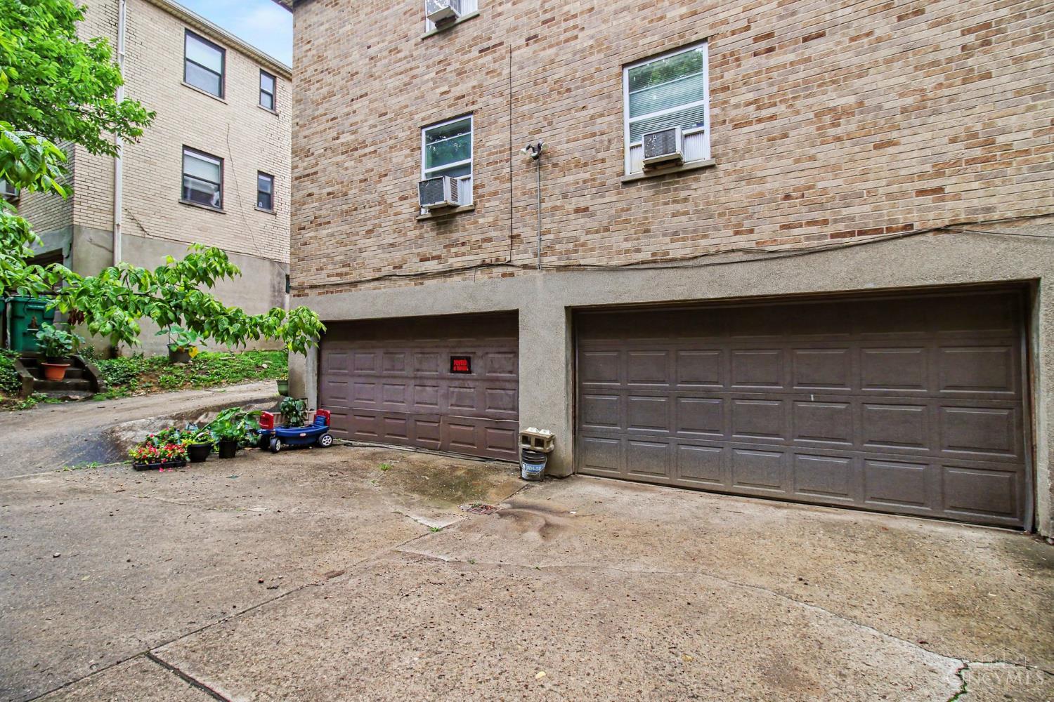 2809 Temple Ave Property Photo 15