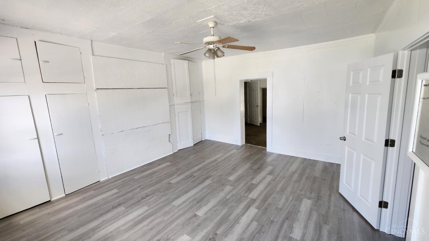 609 Main Street Property Photo 11