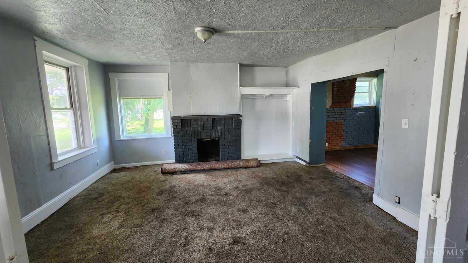 609 Main Street Property Photo 17