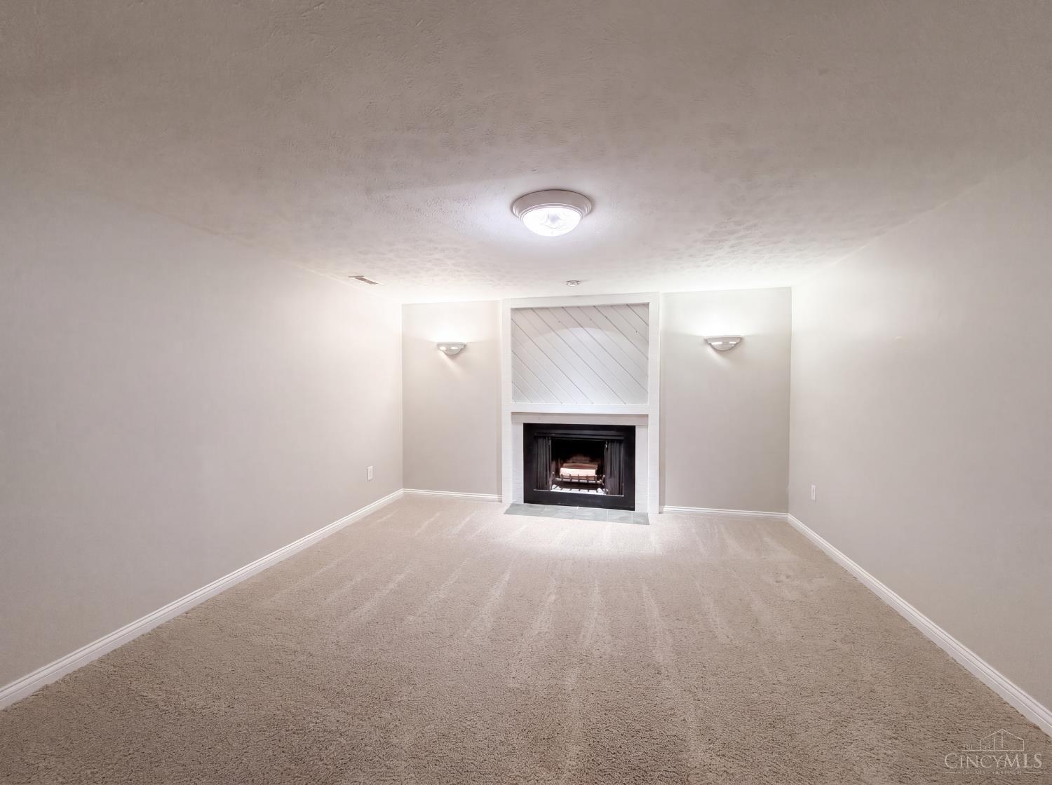 5569 Partridge Circle Property Photo 17