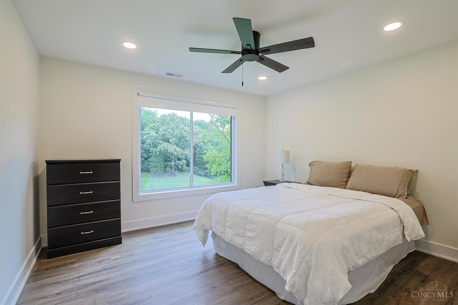 20904 Augusta Drive Property Photo 28