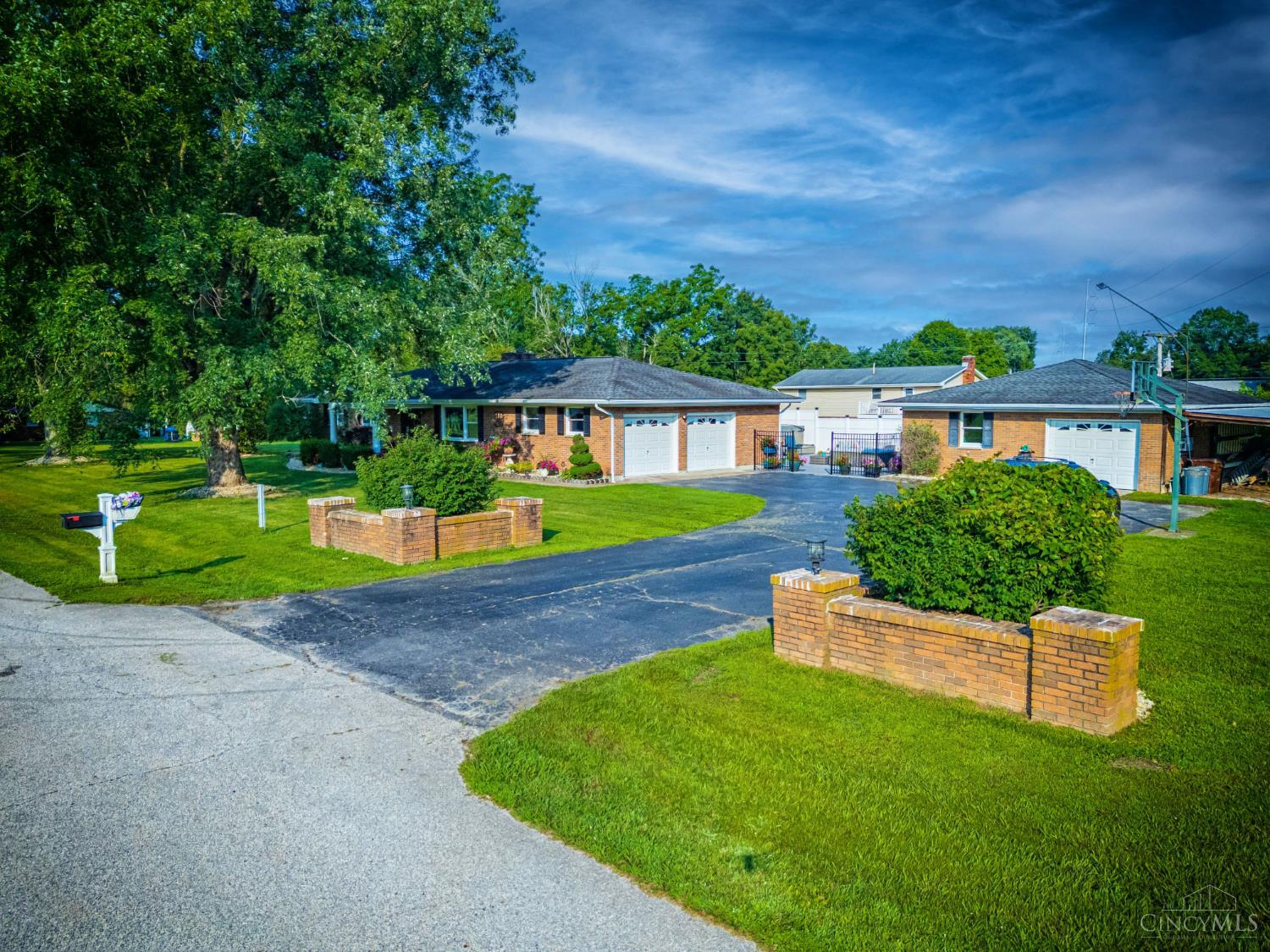 143 Jose Drive Property Photo 4