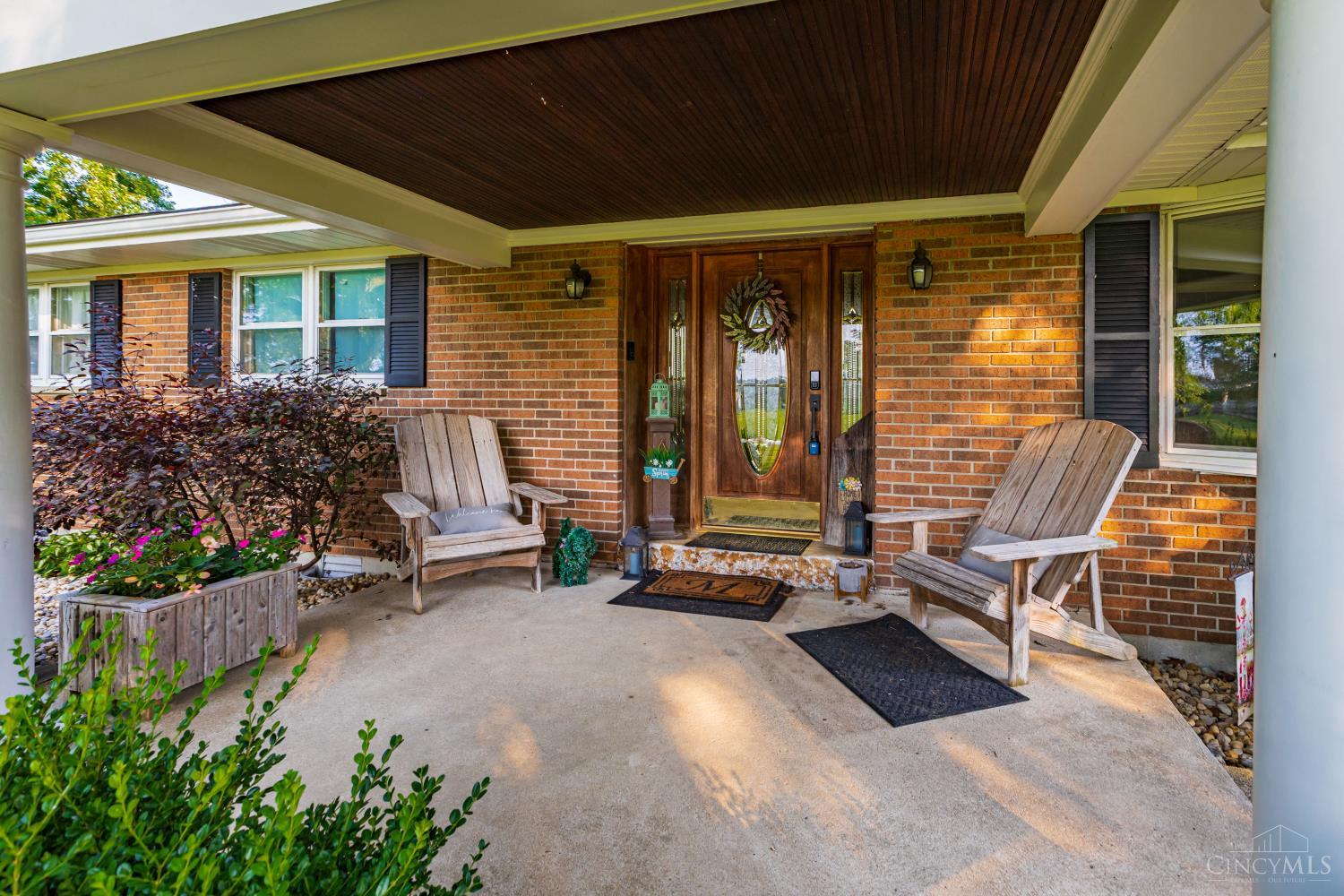 143 Jose Drive Property Photo 6
