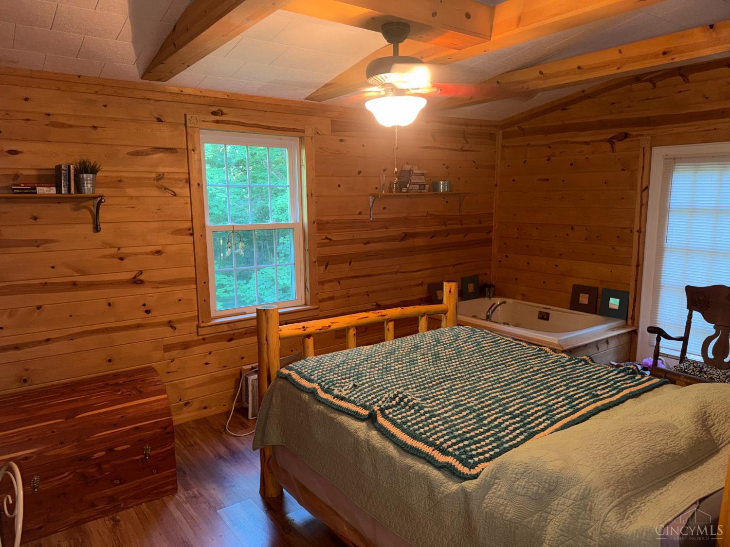 1702 Robinson Hollow Road Property Photo 13