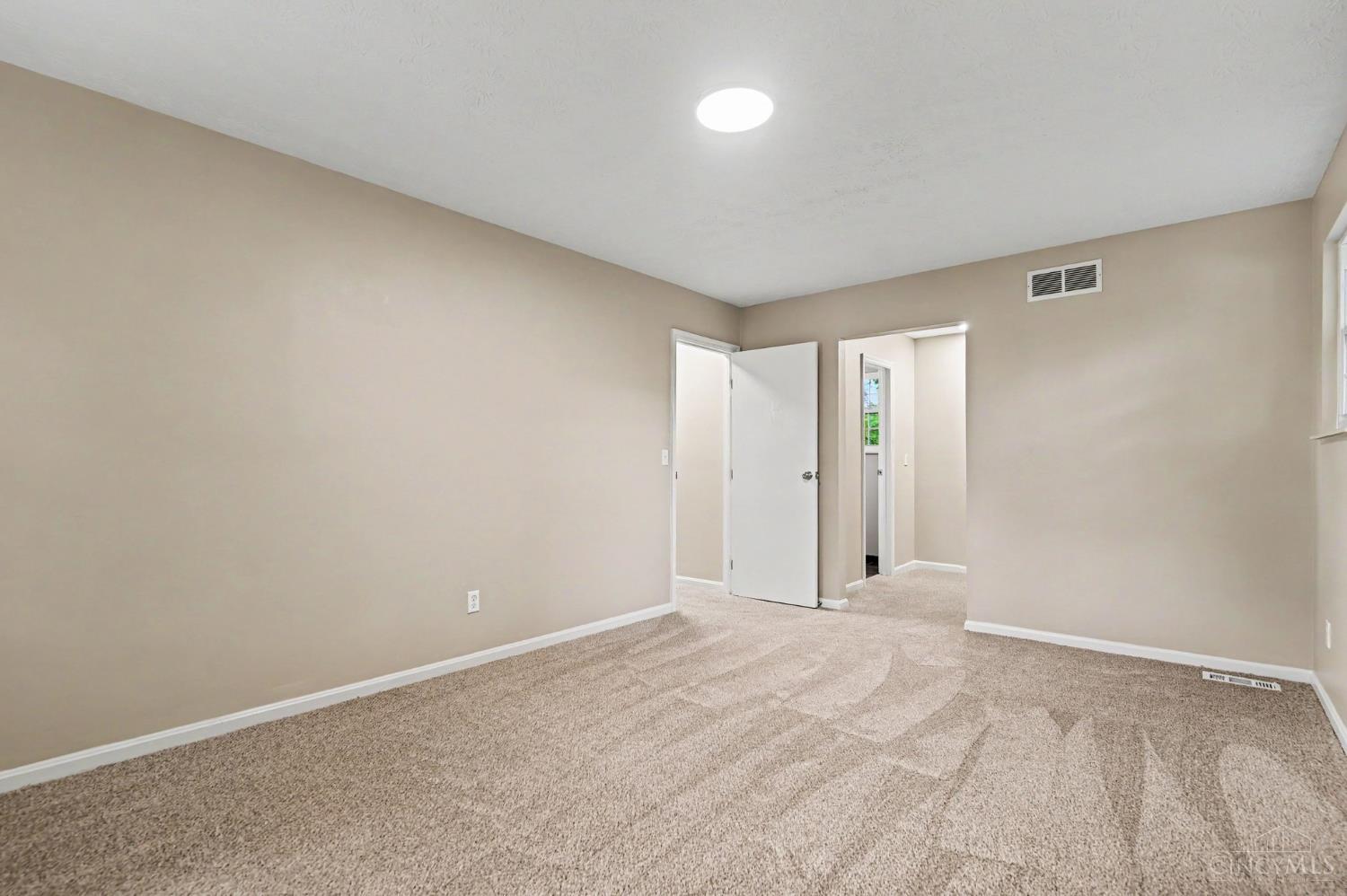 5160 Brasher Avenue Property Photo 7