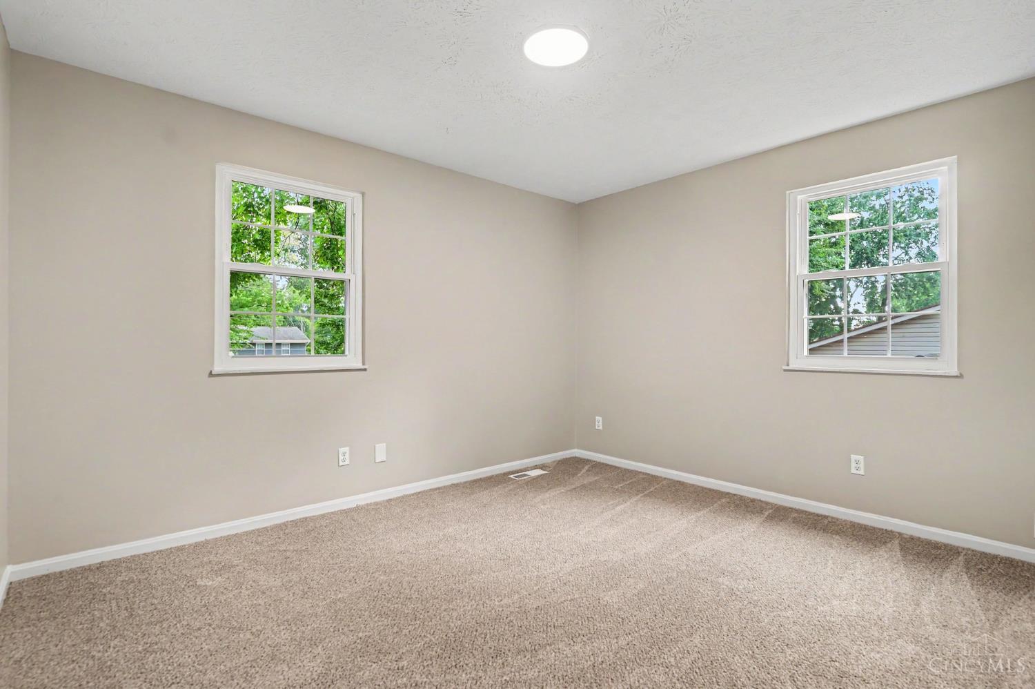5160 Brasher Avenue Property Photo 14