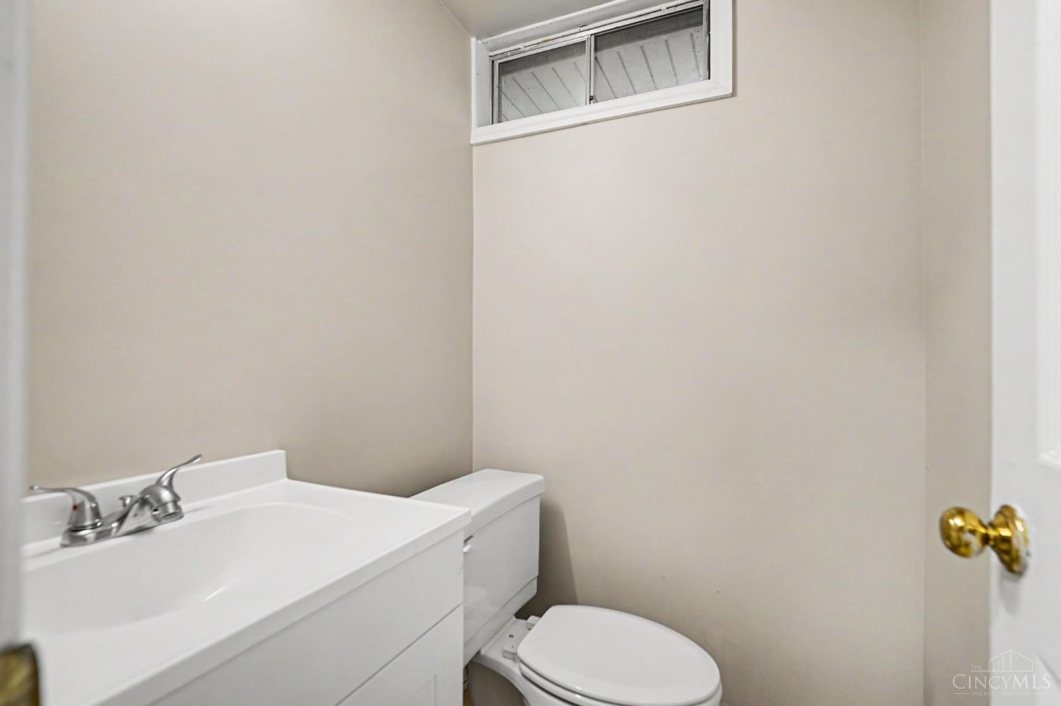 5160 Brasher Avenue Property Photo 16
