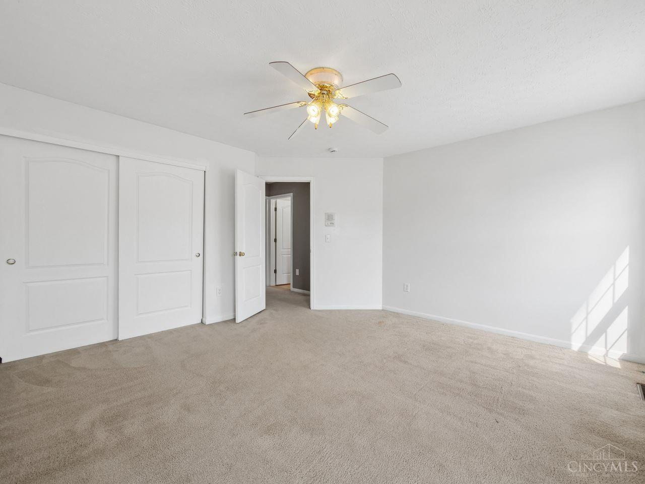 105 Stablewatch Court Property Photo 26