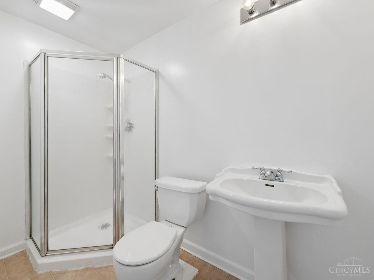 105 Stablewatch Court Property Photo 38