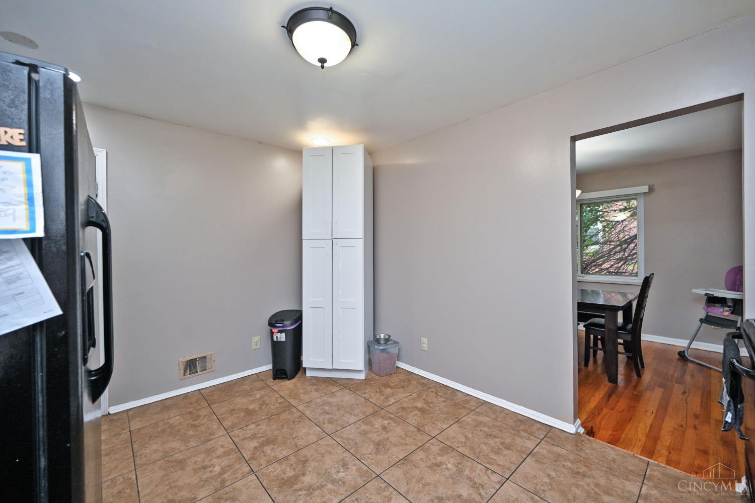 S 6586 Oak Knoll Drive Property Photo 16