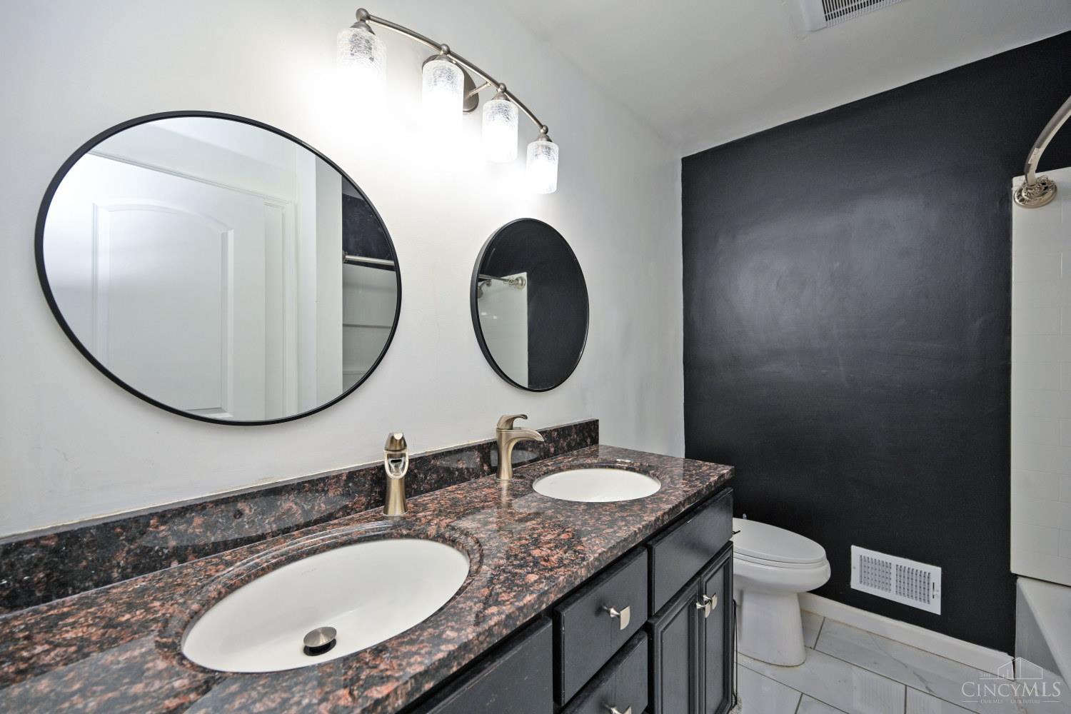S 6586 Oak Knoll Drive Property Photo 32