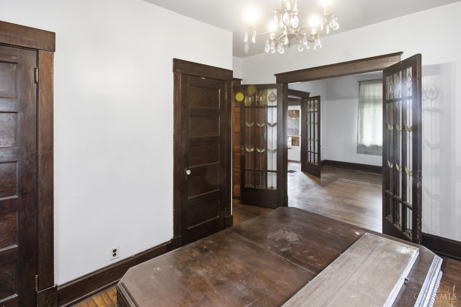 2035 Burnet Avenue Property Photo 9
