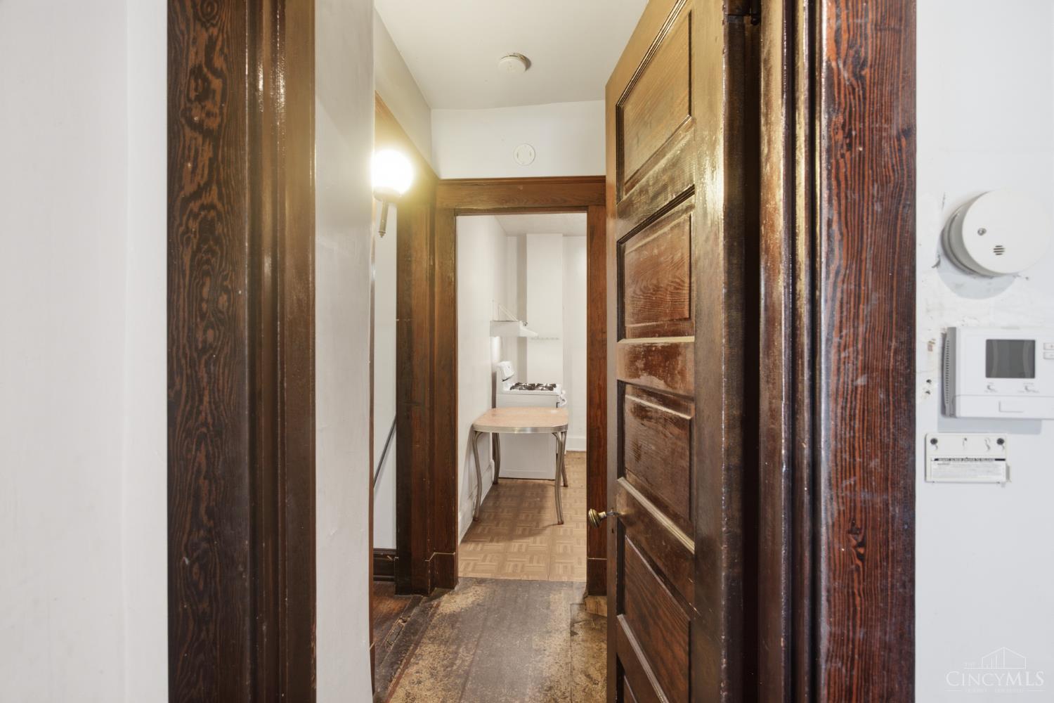 2035 Burnet Avenue Property Photo 11