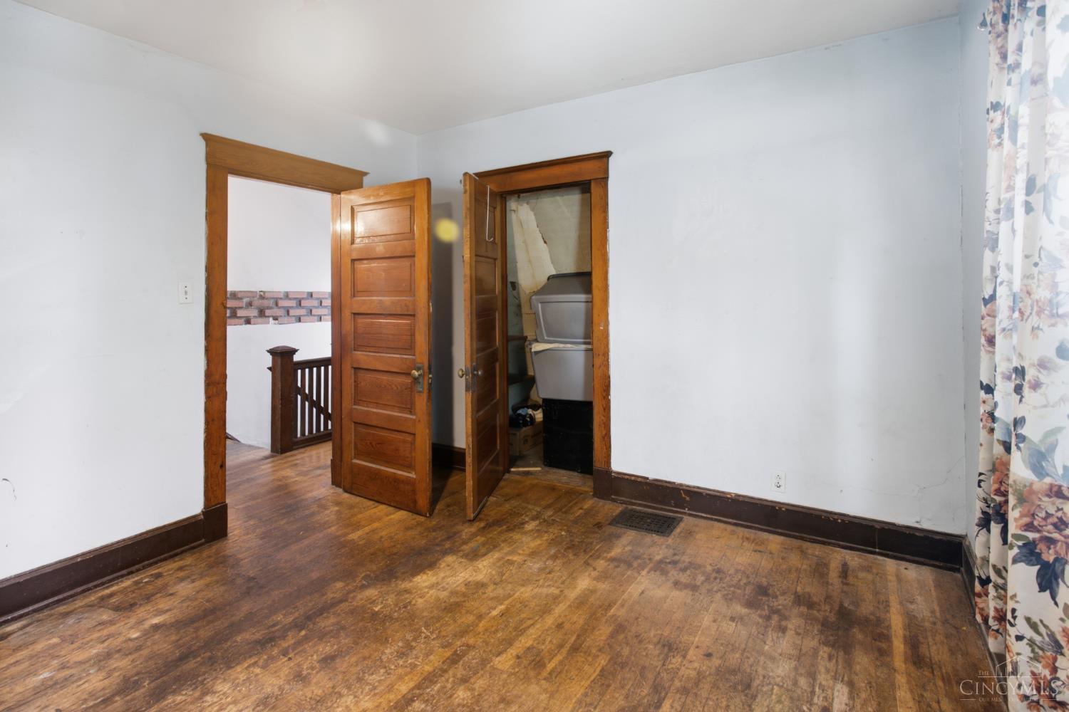 2035 Burnet Avenue Property Photo 18