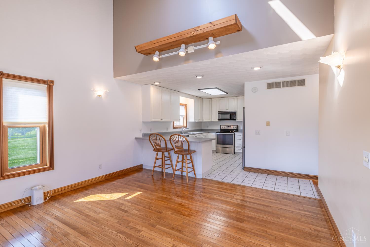 150 Roslin Drive Property Photo 21