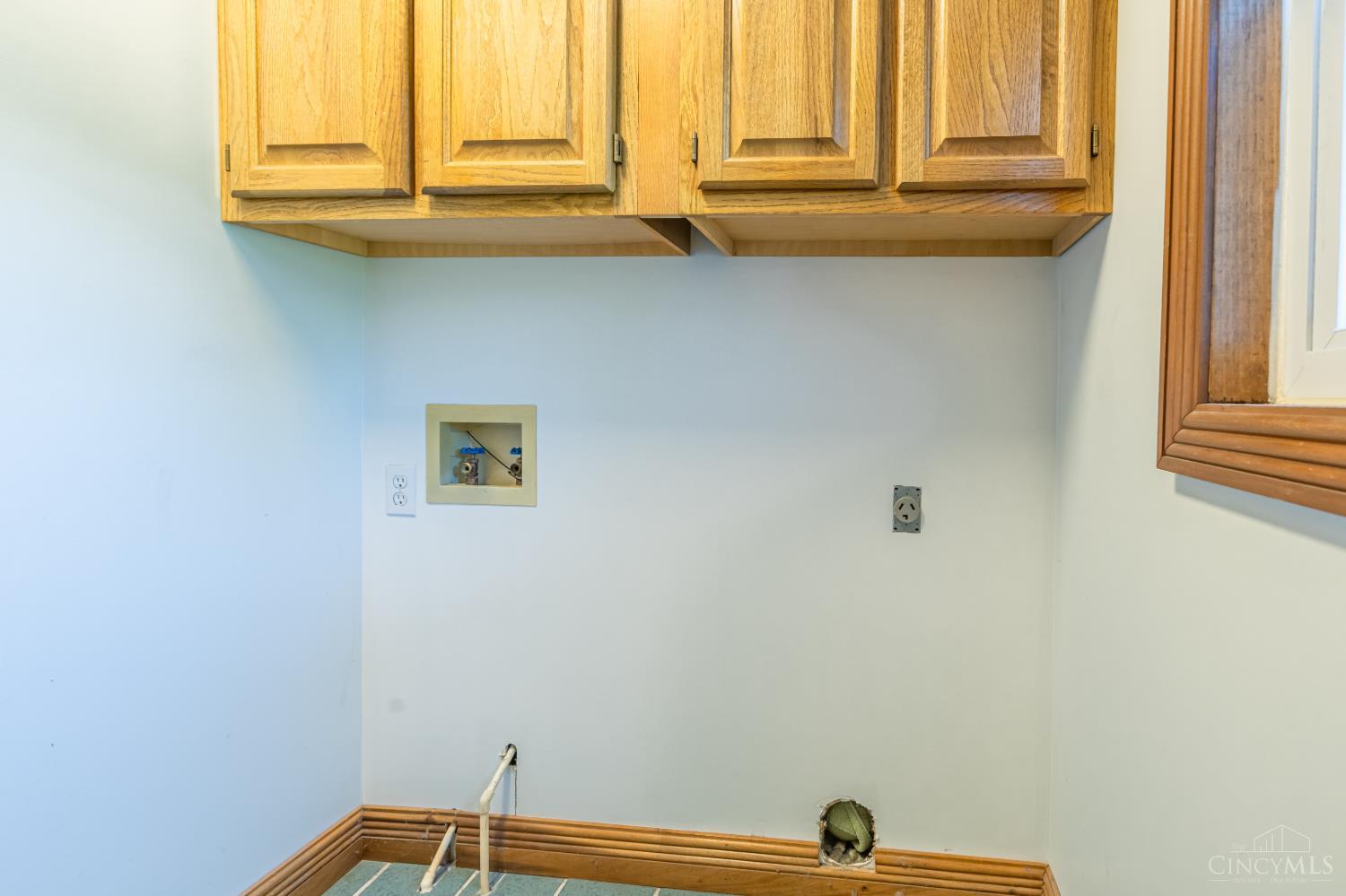 150 Roslin Drive Property Photo 35