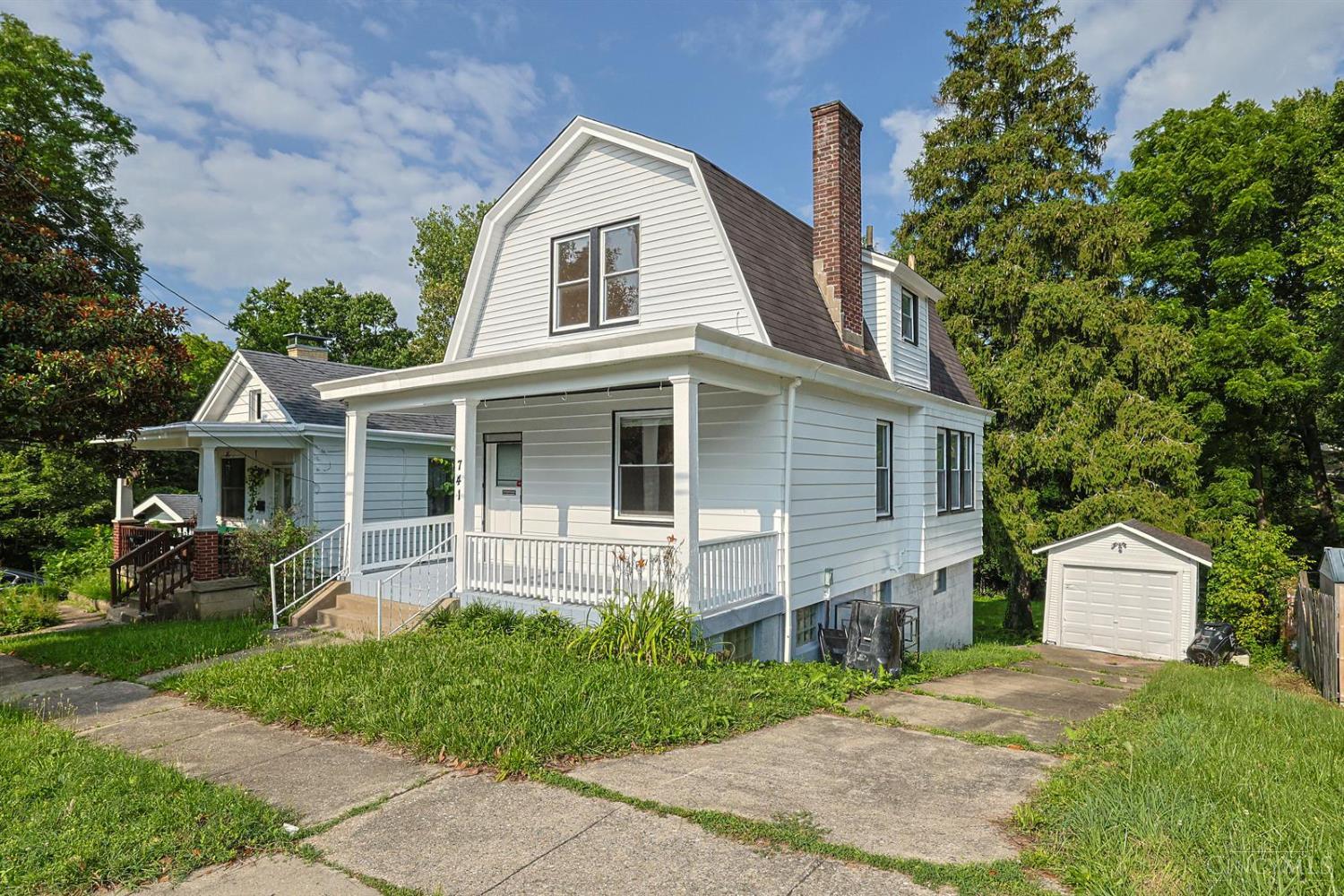 741 Mcpherson Avenue Property Photo 2