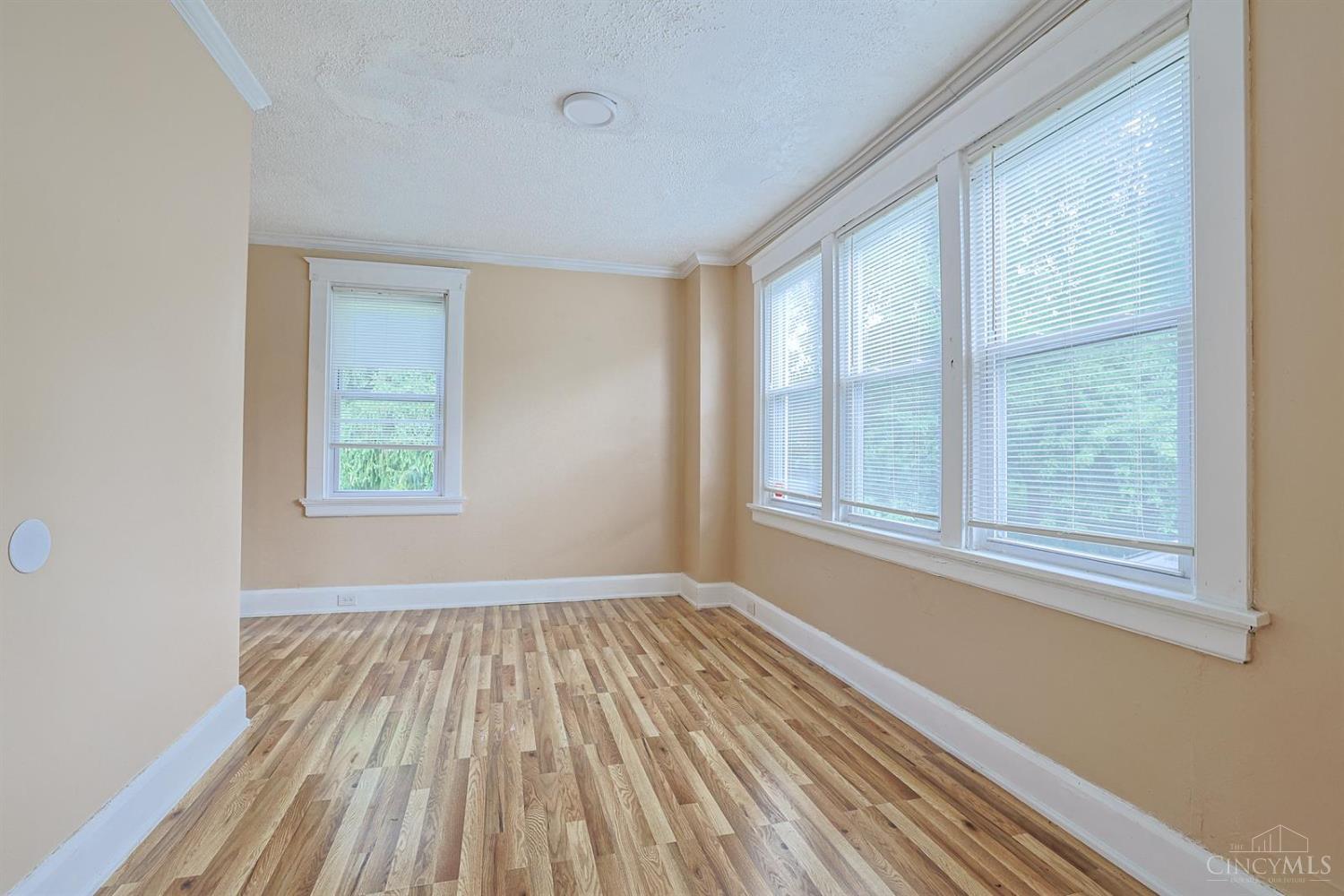 741 Mcpherson Avenue Property Photo 11