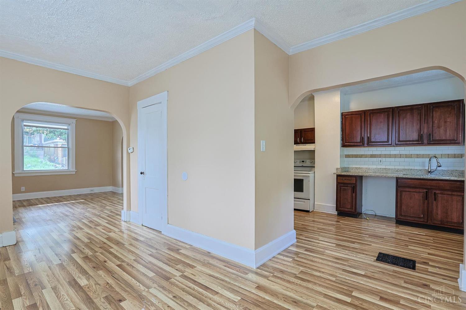 741 Mcpherson Avenue Property Photo 12