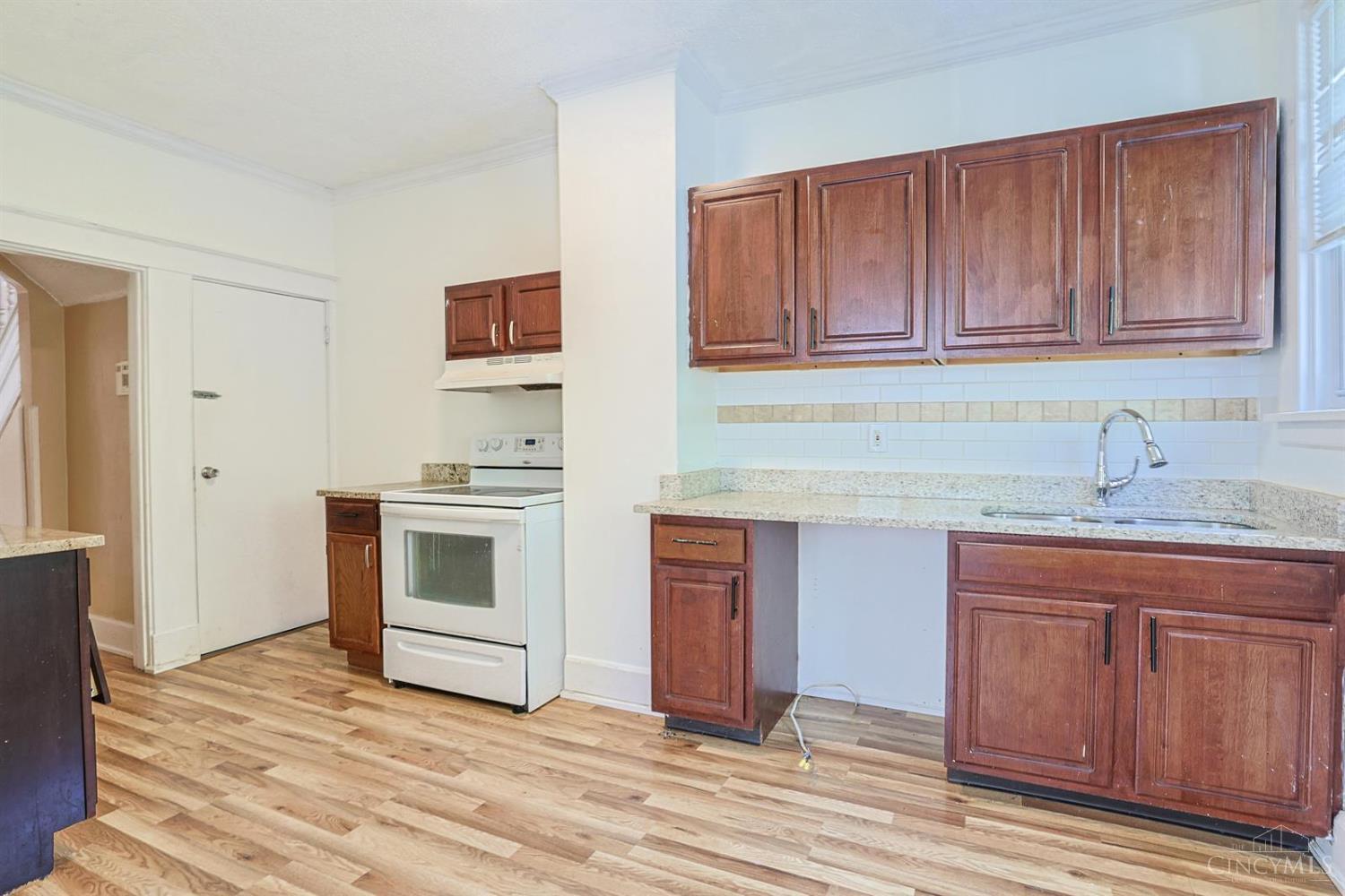 741 Mcpherson Avenue Property Photo 14