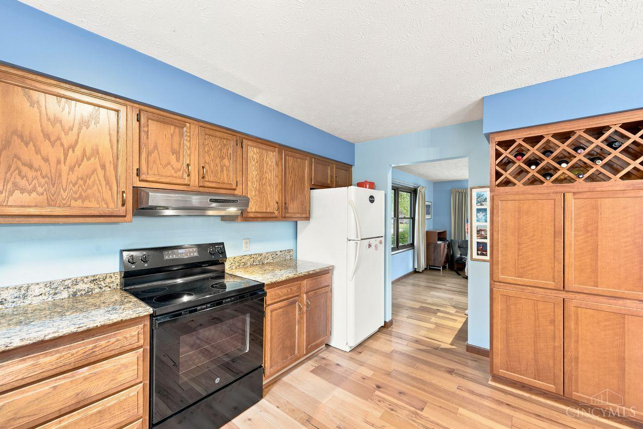 9233 Meadow Drive Property Photo 11