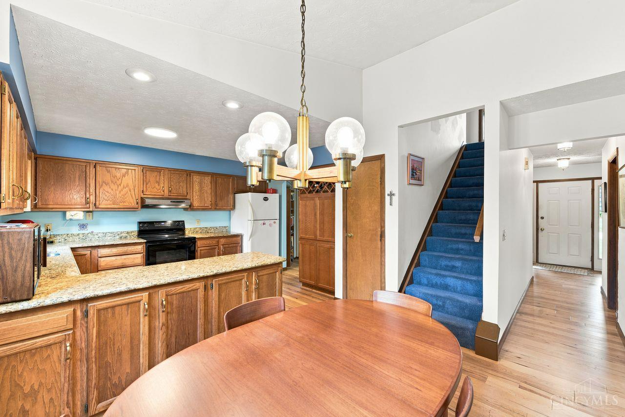 9233 Meadow Drive Property Photo 14