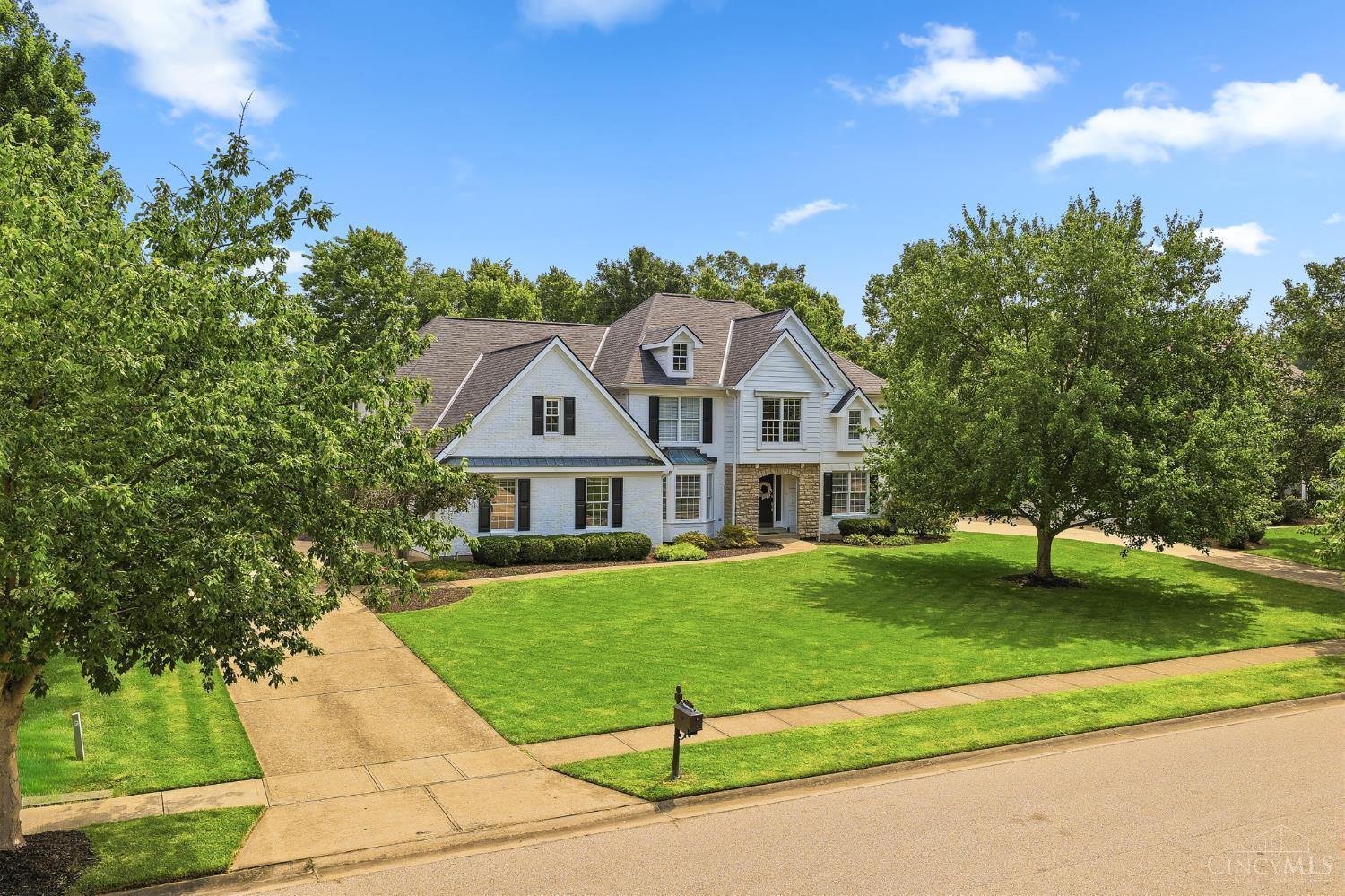1628 Fairway Crest Property Photo 2
